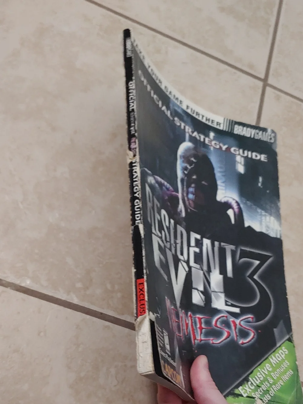 Resident Evil 3 Nemesis Official Strategy Guide Book Bradygames
